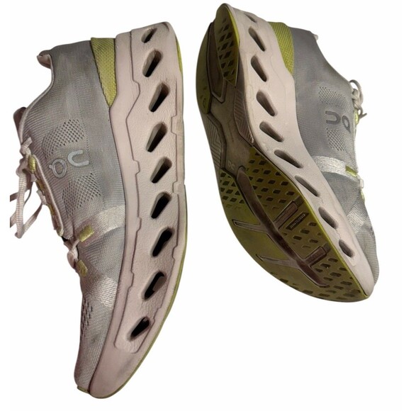 On Cloud Eclipse Women's Size US 6 Grey/Green Athletic Running Sneakers. - Picture 9 of 10